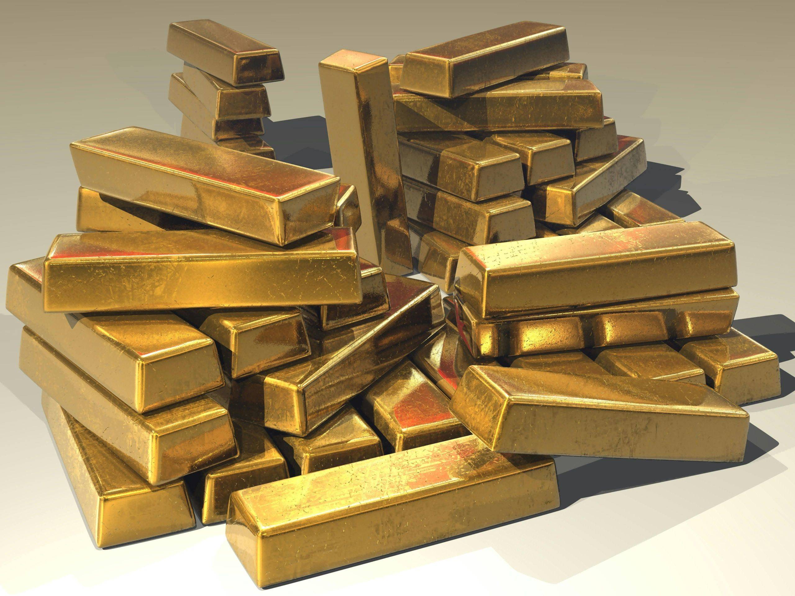 如何理解纸黄金的市场表现？这种表现如何影响投资策略？